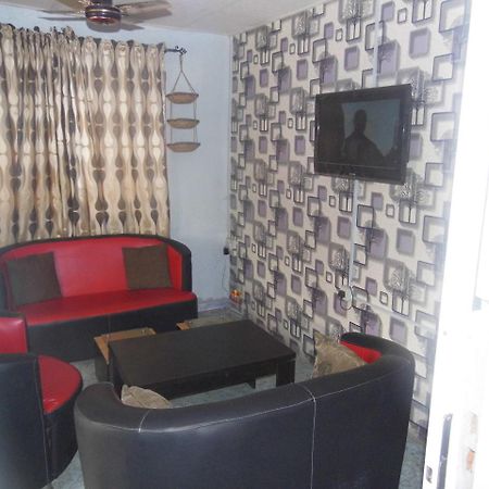 Legendary Inn & Lounge Bale Akiosi Luaran gambar